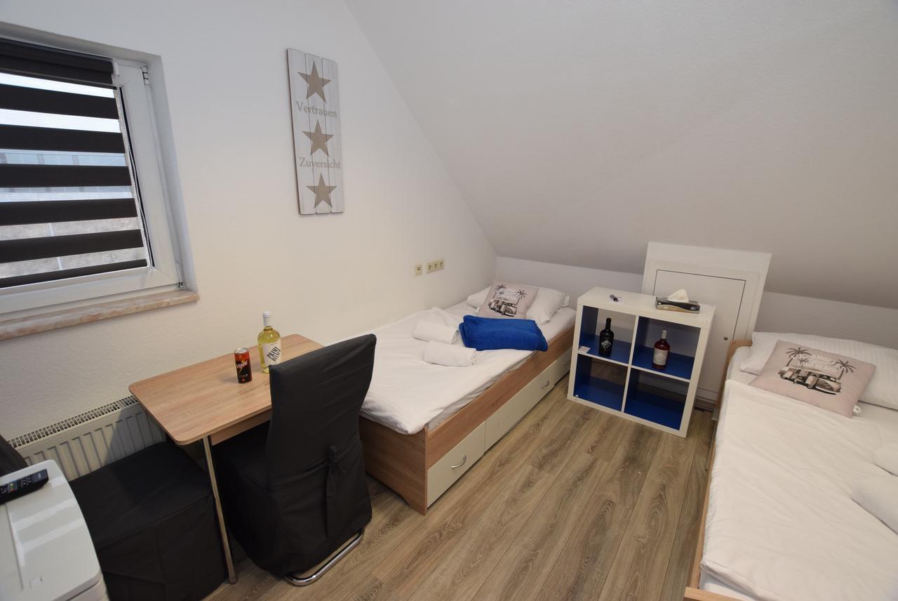 Monteurzimmer Kirchheim-Teck Кирххайм-унтер-Тек Экстерьер фото